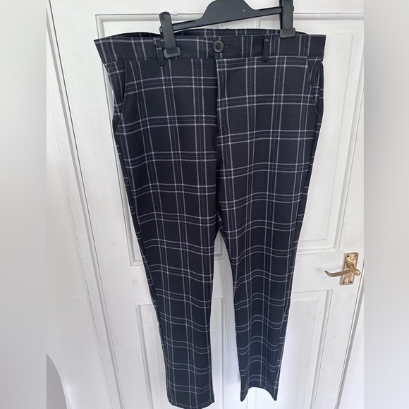 Grey checked tailored skinny trousers size XL - Picture 2 of 11